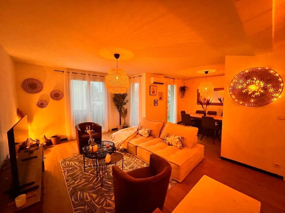 Appartement, 3 Chambres, Vue Panoramique, Parking, Acces Ville Brignoles Dış mekan fotoğraf