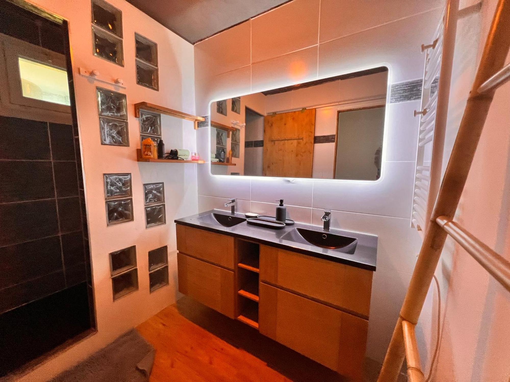 Appartement, 3 Chambres, Vue Panoramique, Parking, Acces Ville Brignoles Dış mekan fotoğraf
