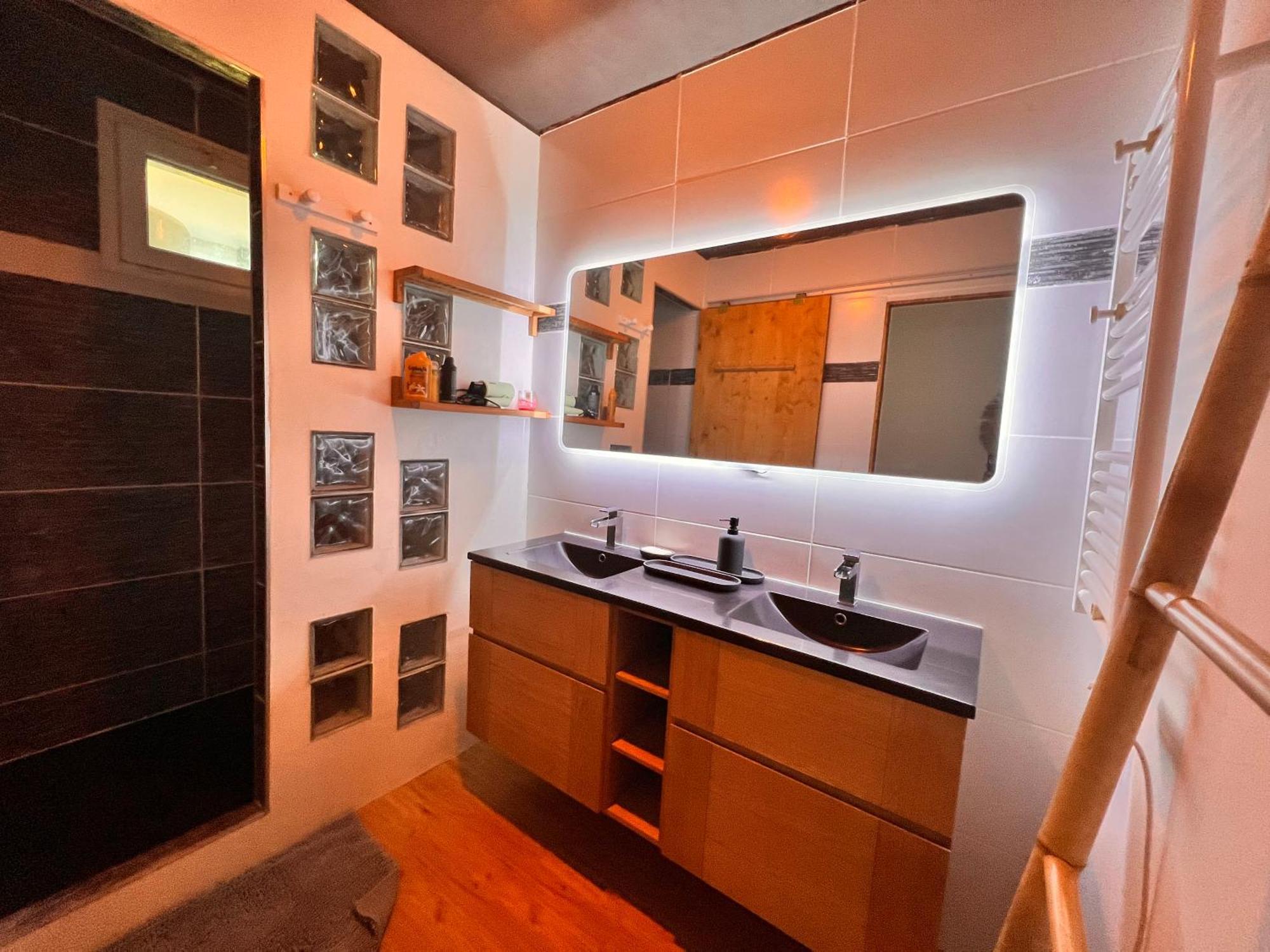 Appartement, 3 Chambres, Vue Panoramique, Parking, Acces Ville Brignoles Dış mekan fotoğraf